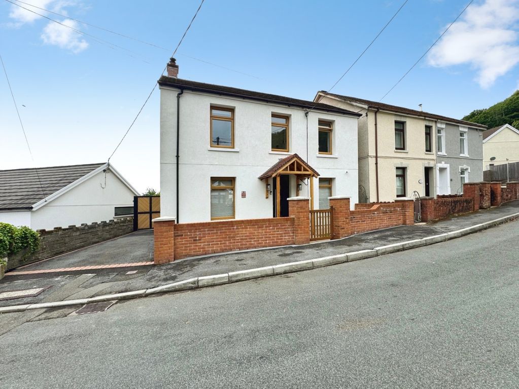 Property photo 2 of 63 5186564