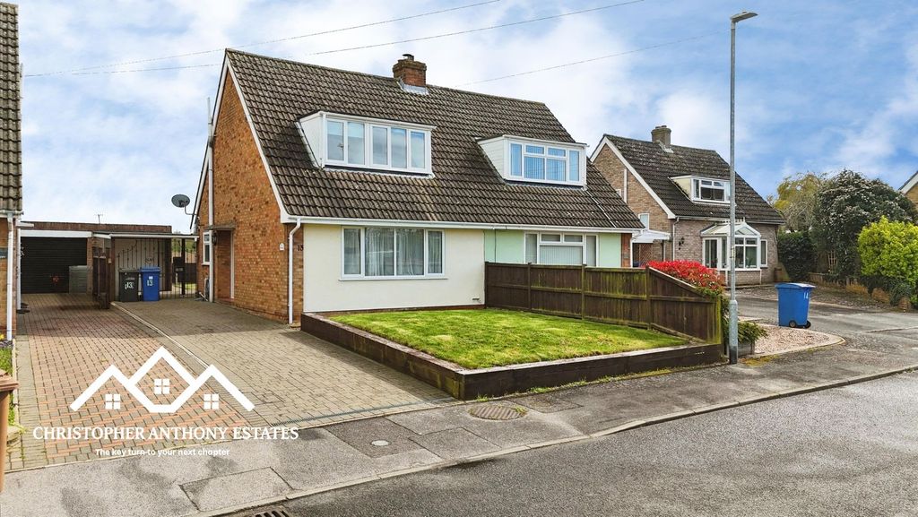 Property photo 1 of 18