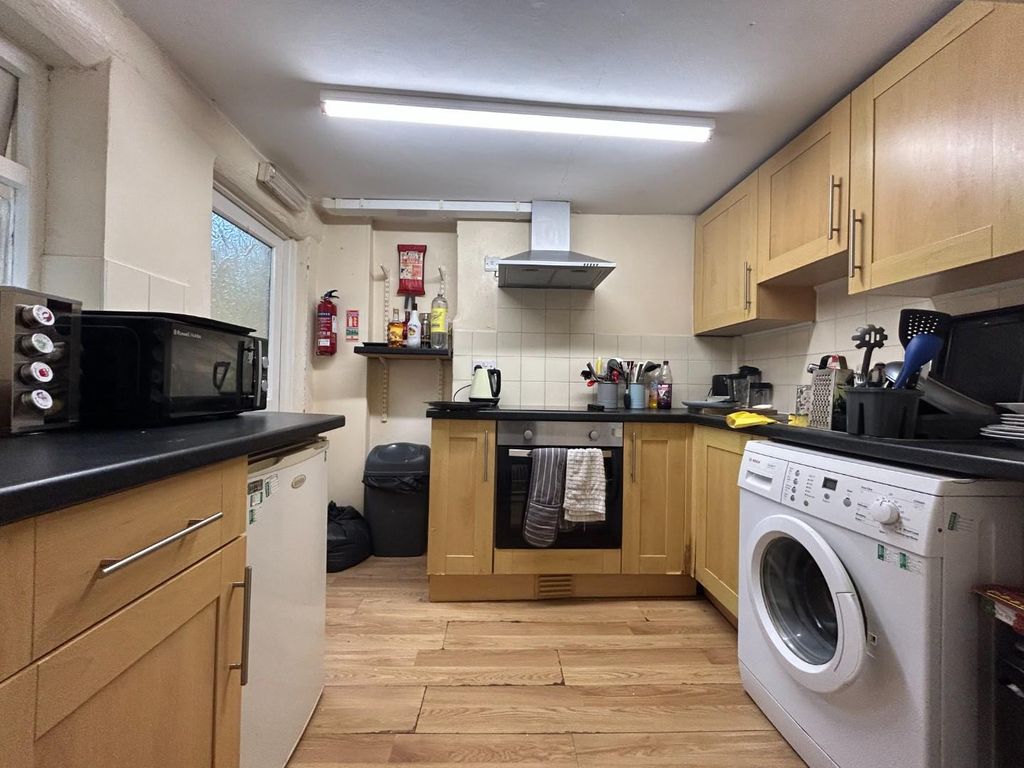 Property photo 2 of 5 Img_0897.Jpg