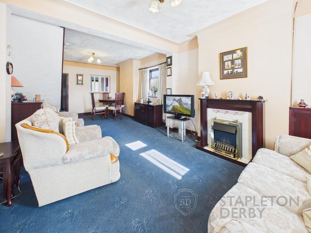 Property photo 2 of 14 Cam04709G0-Pr0346-Still011.Jpg