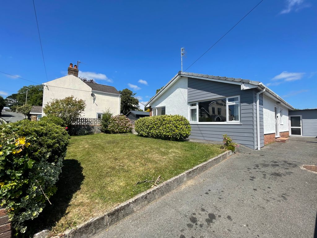 Property photo 1 of 8