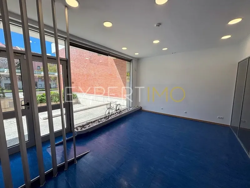 Property photo 3 of 25 Img 2