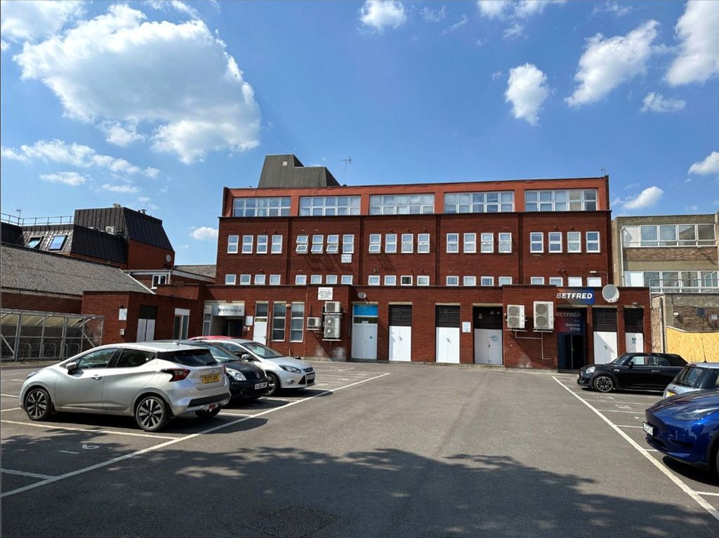 Property photo 1 of 5 Picture No. 06