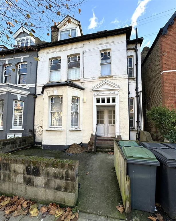 Property photo 1 of 5