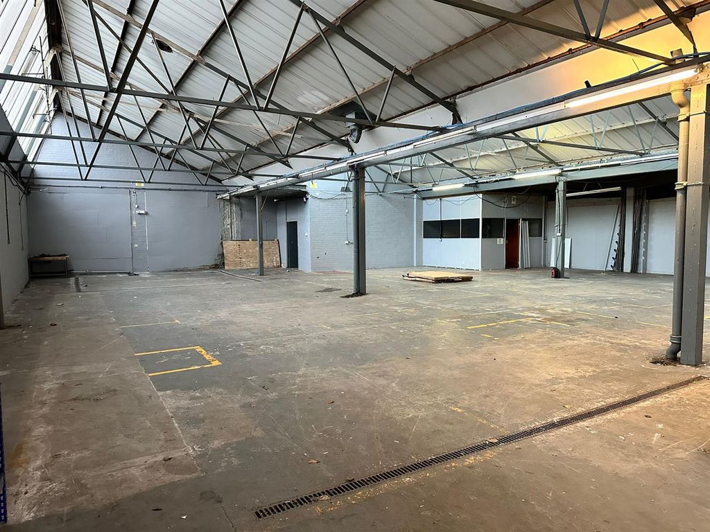 Property photo 1 of 3