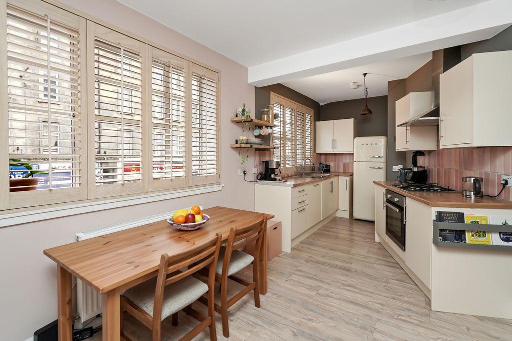 Property photo 3 of 10 Property Image 3