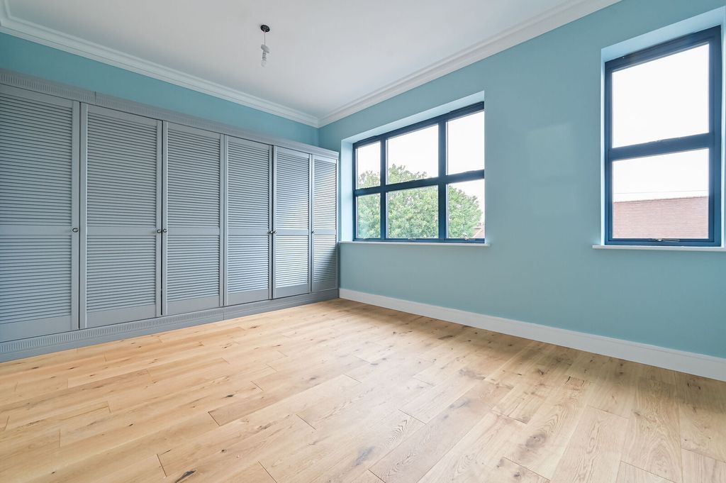 Property photo 1 of 57