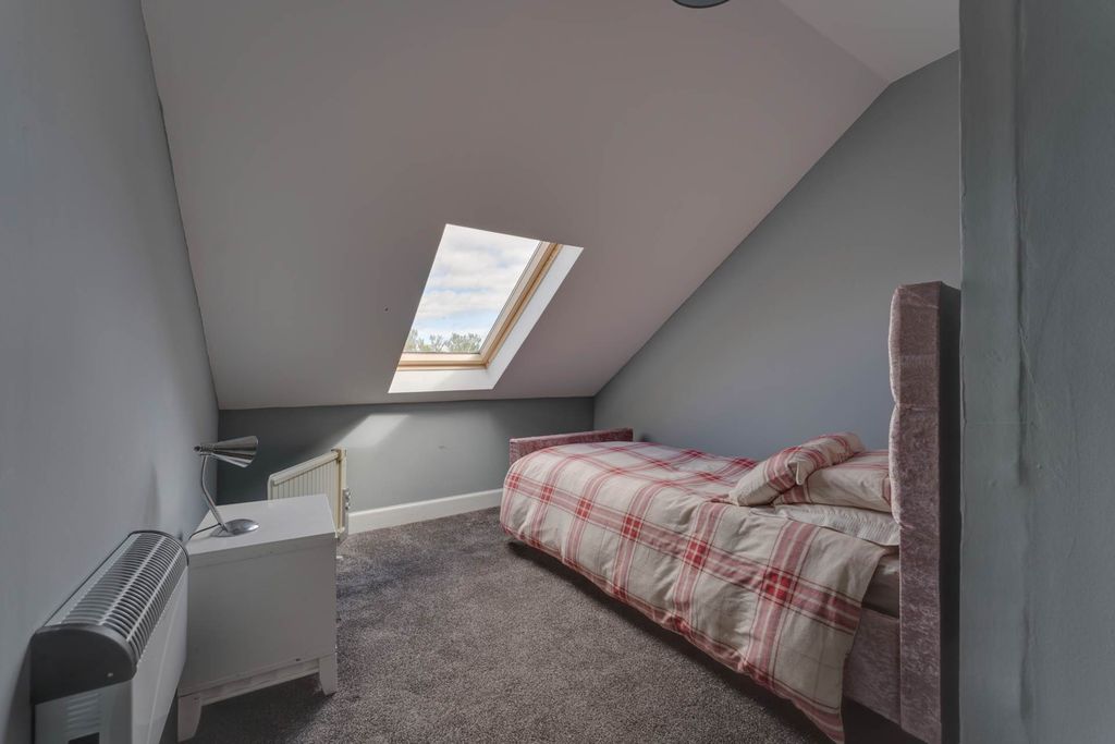 Additional image 8 of 3 bed flat for saleNewark Street, Port Glasgow PA14