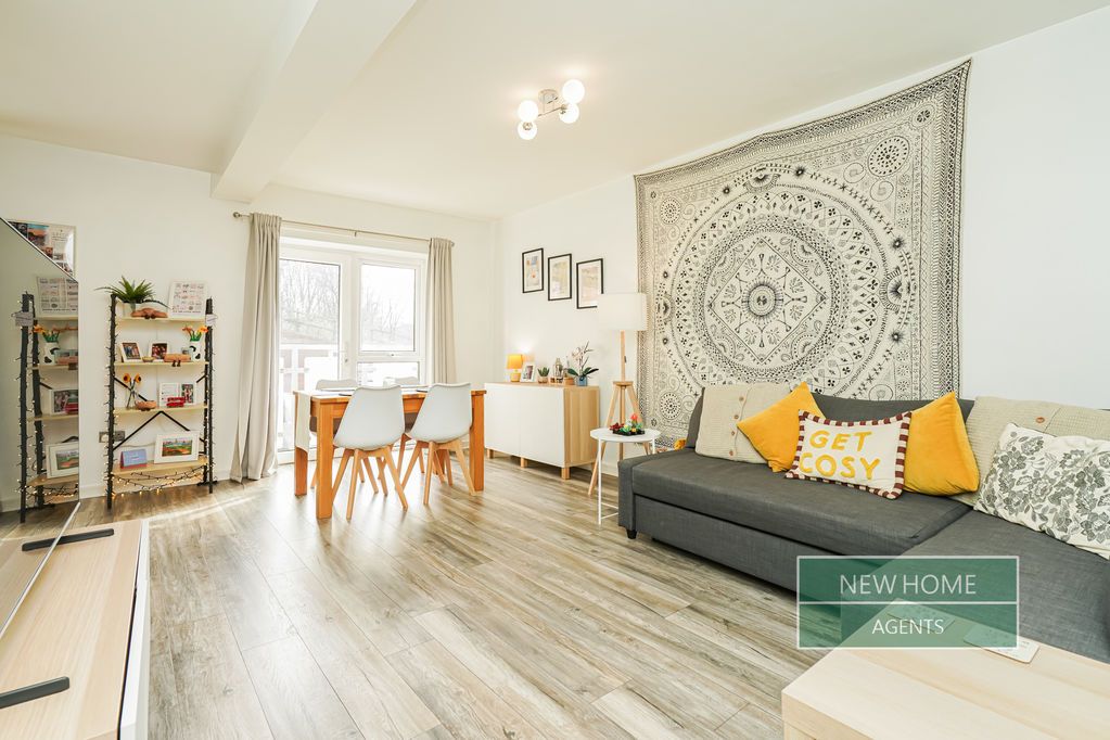 Property photo 3 of 14 Photo 4