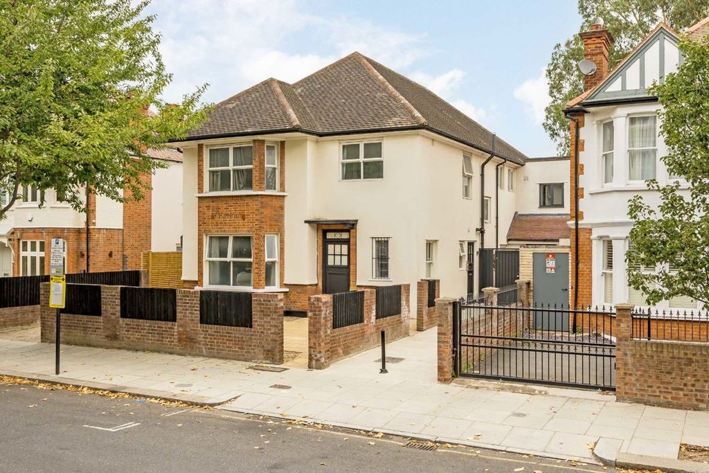 Property photo 1 of 7
