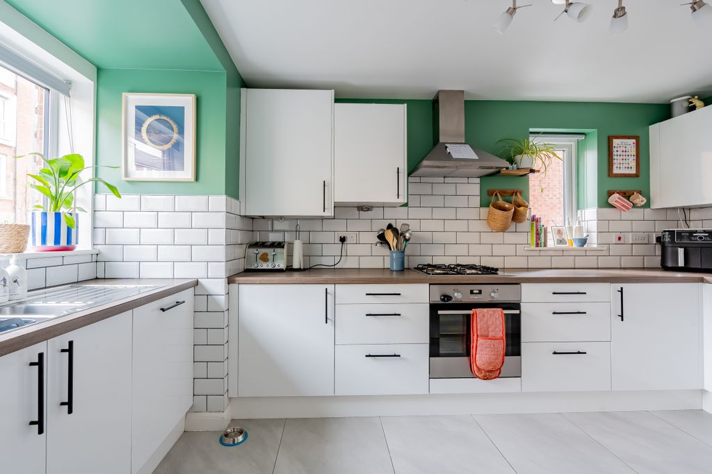 Property photo 2 of 20 Photo 2