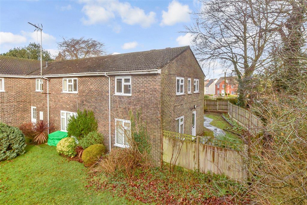 Property photo 1 of 13 External Front Web...