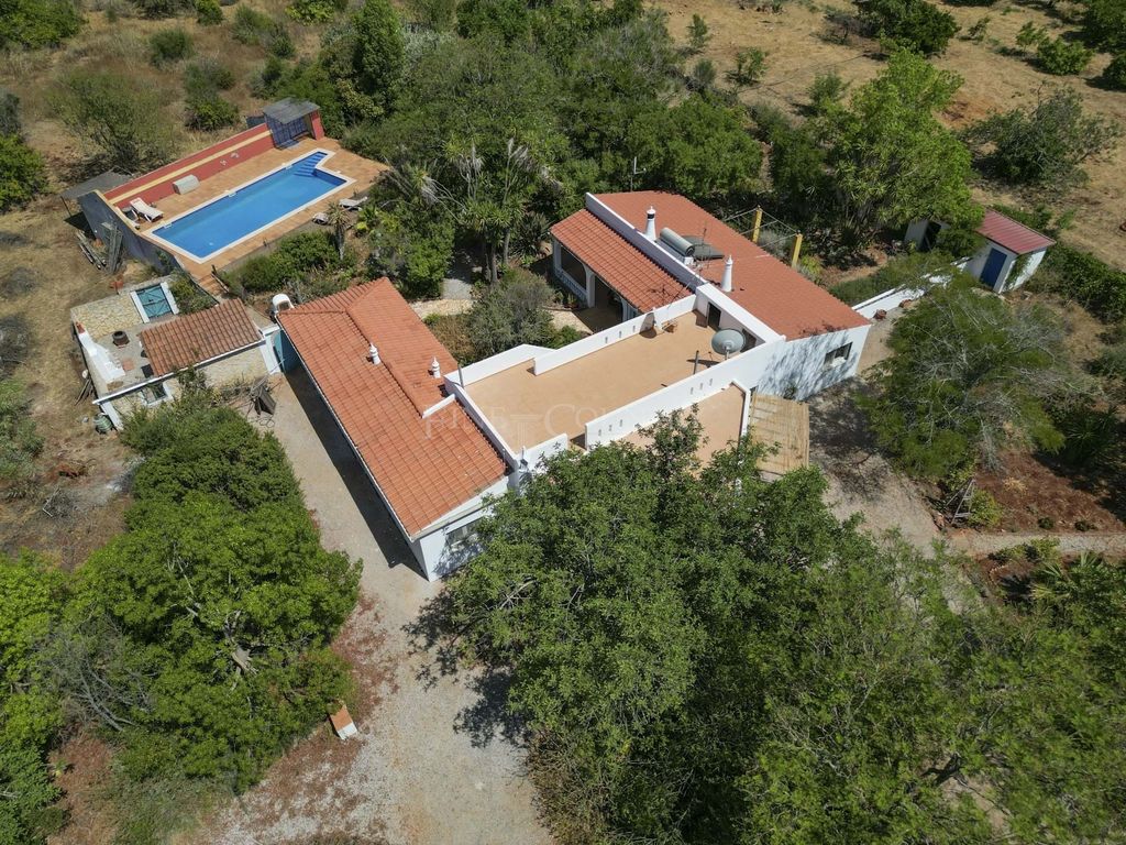 Property photo 1 of 30