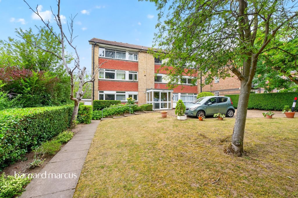 Property photo 1 of 17