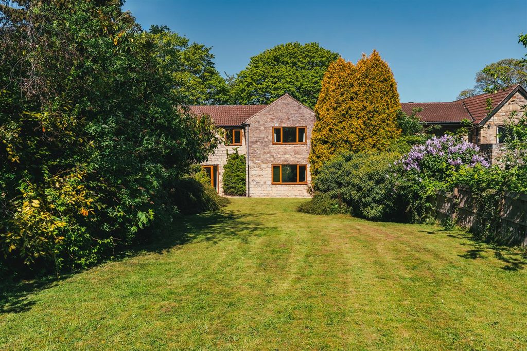 Property photo 1 of 29 Exterior And Gardens