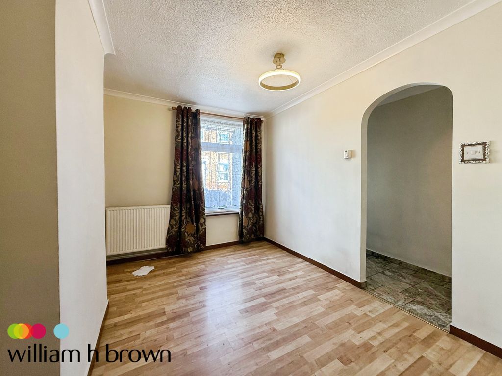Property photo 2 of 9 Dining Room