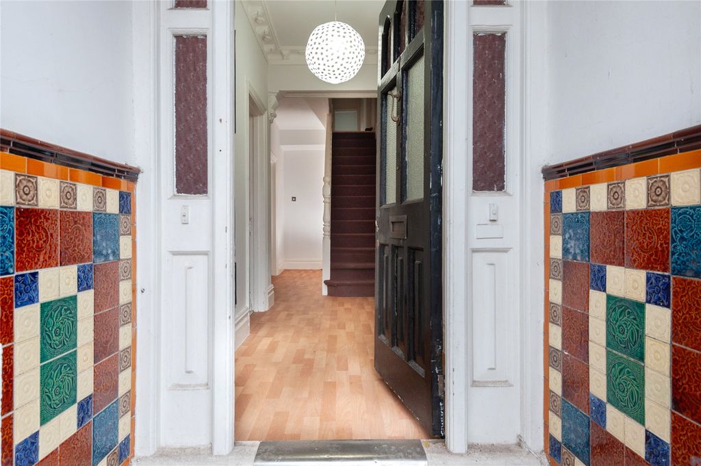 Property photo 3 of 20 Picture No. 04