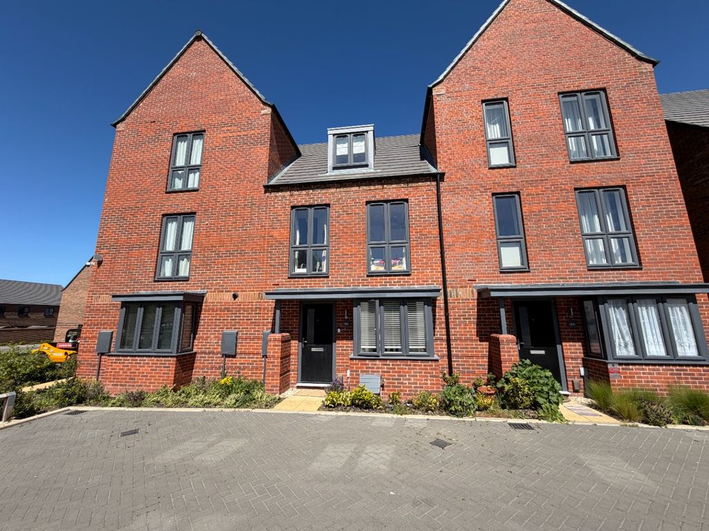 Property photo 1 of 17 5051890