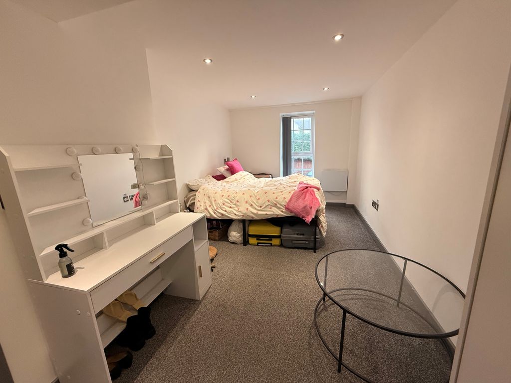 Property photo 3 of 6 Image