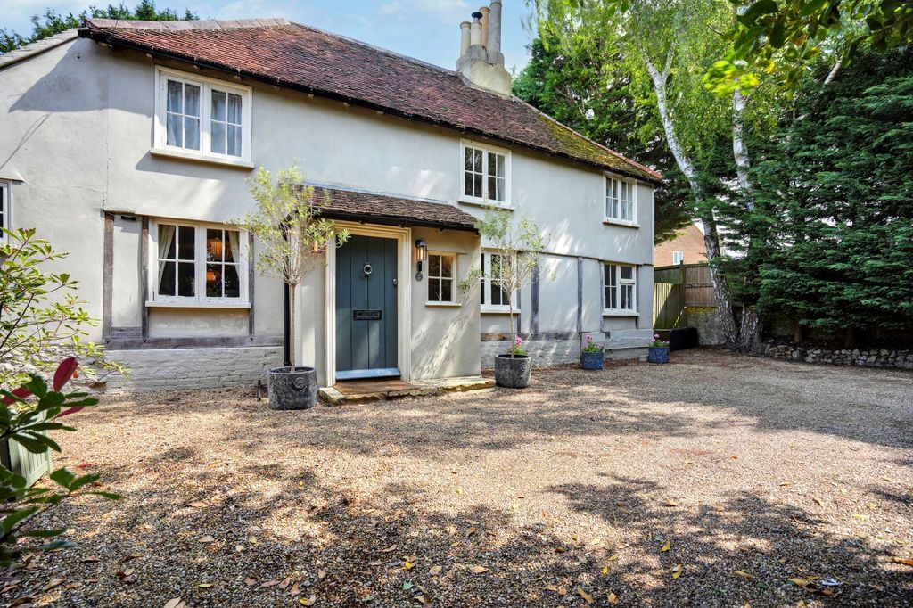 Property photo 1 of 34