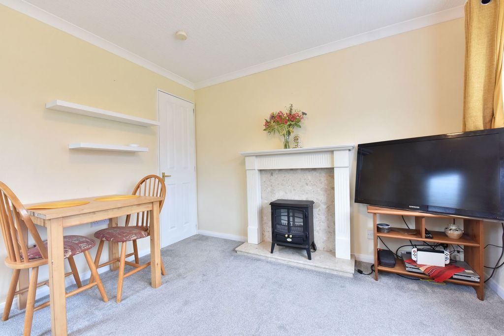 Property photo 3 of 14