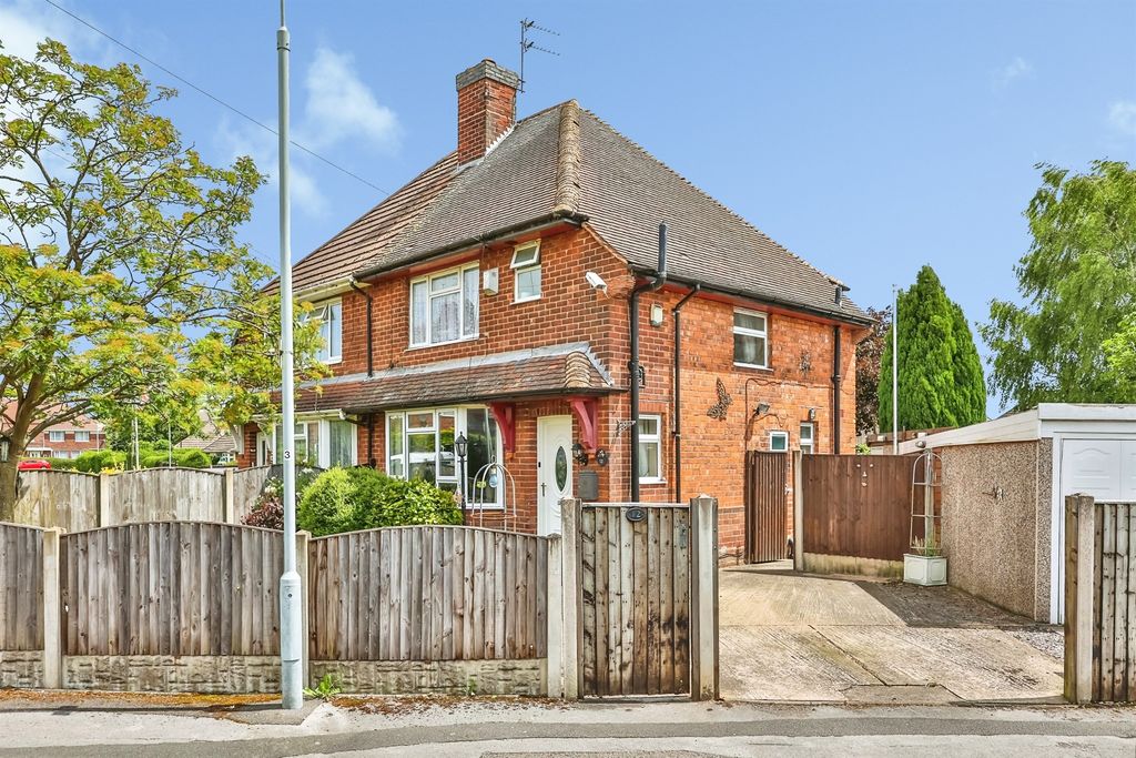 Property photo 3 of 18