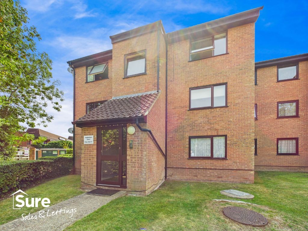Property photo 2 of 7 992571