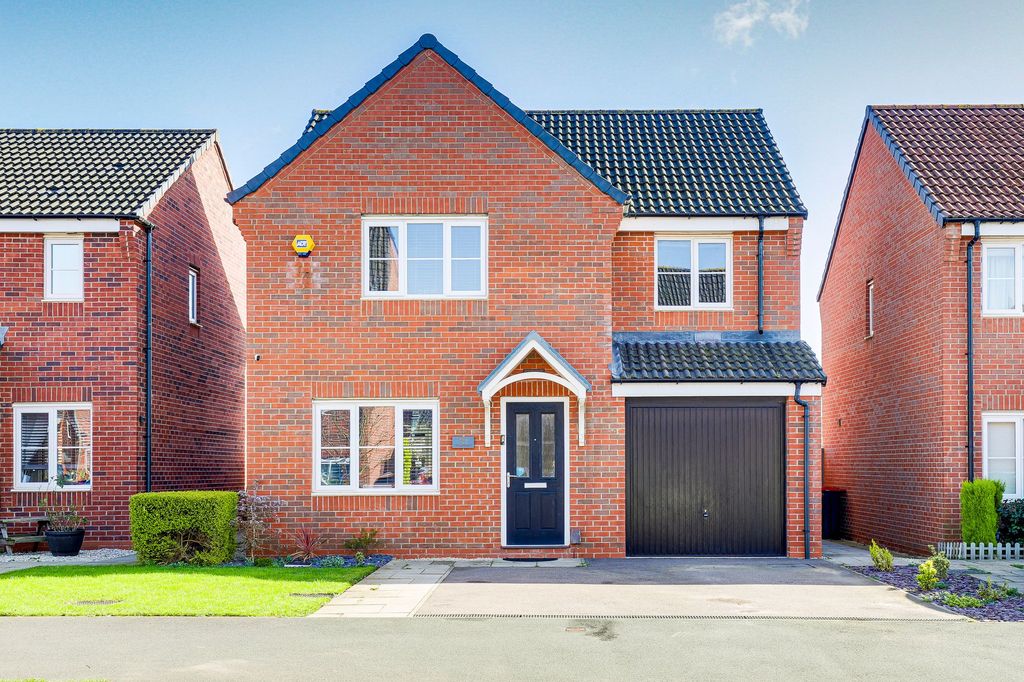 Property photo 1 of 26