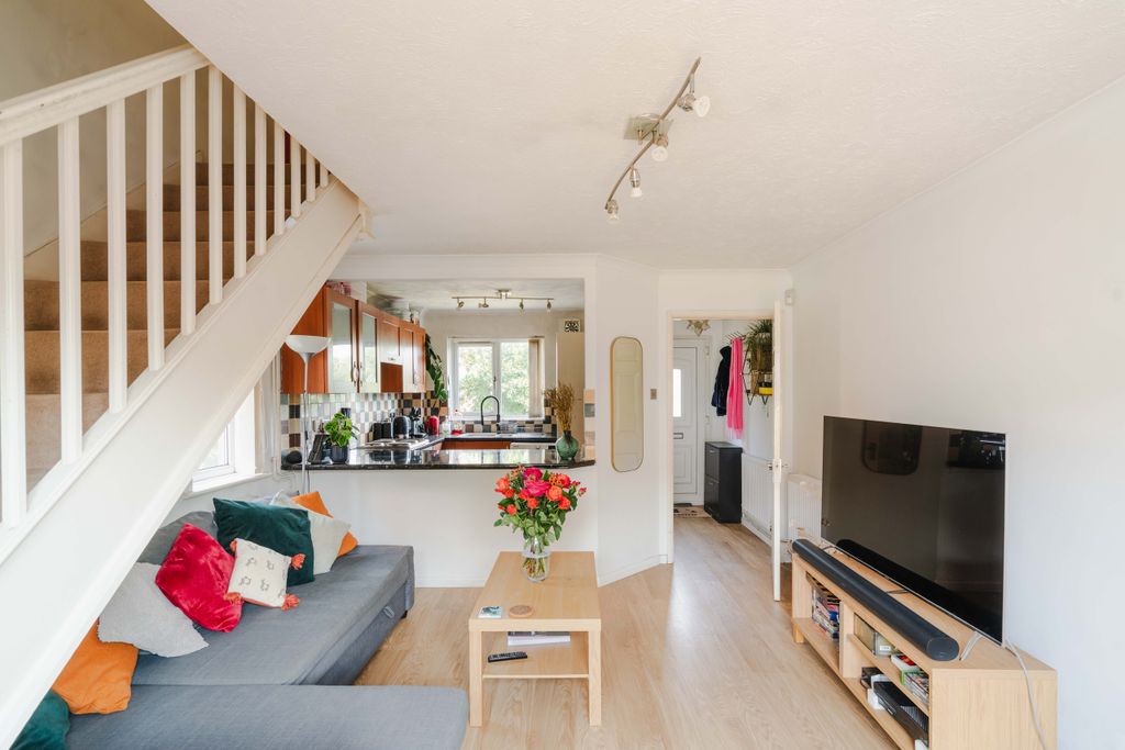 Property photo 3 of 17 7