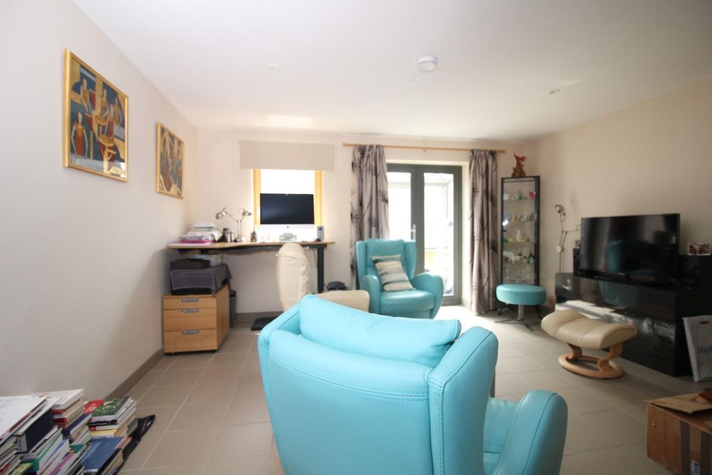 Property photo 3 of 12 Img_4563.Jpg