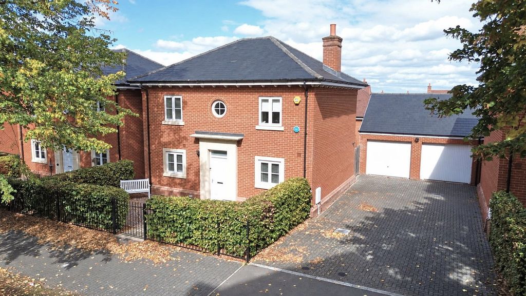 Property photo 1 of 26