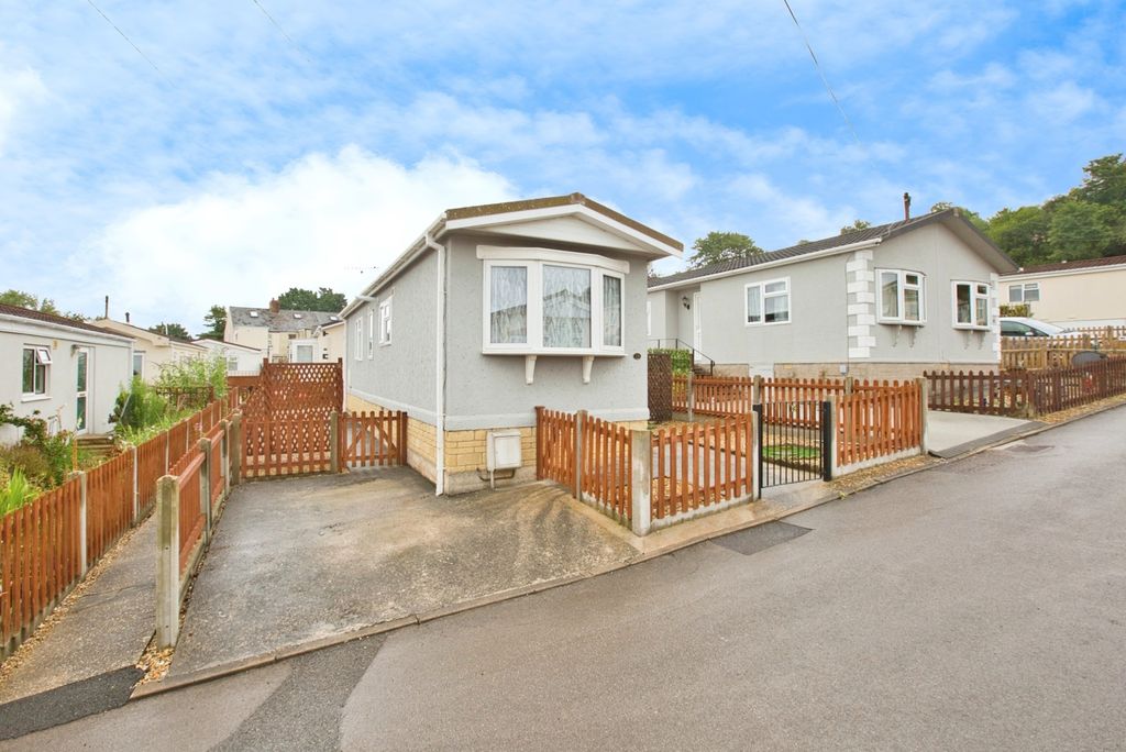 Property photo 1 of 17 Photo