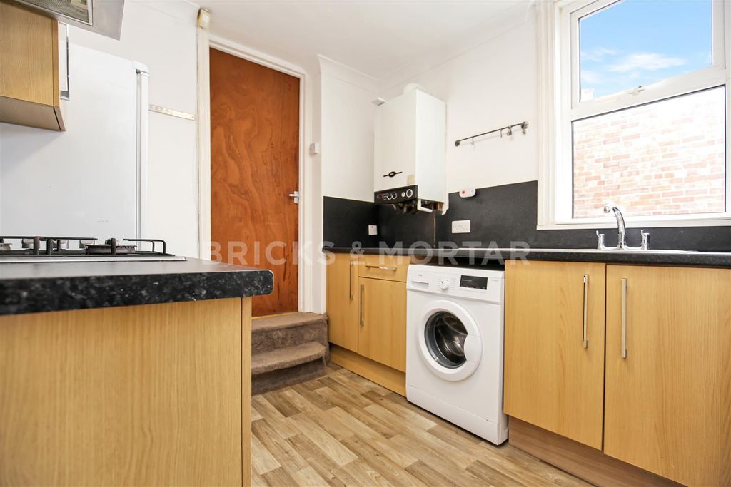 Property photo 3 of 10 3.Jpg