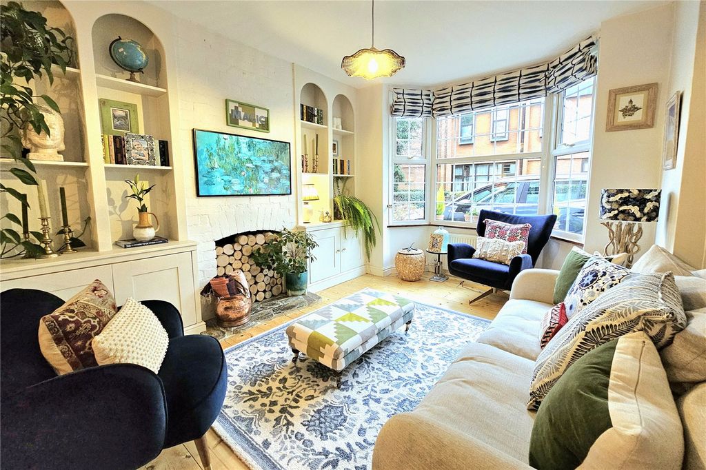 Property photo 3 of 18 Picture No. 02