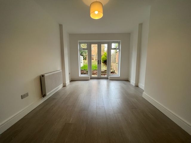 Property photo 3 of 23