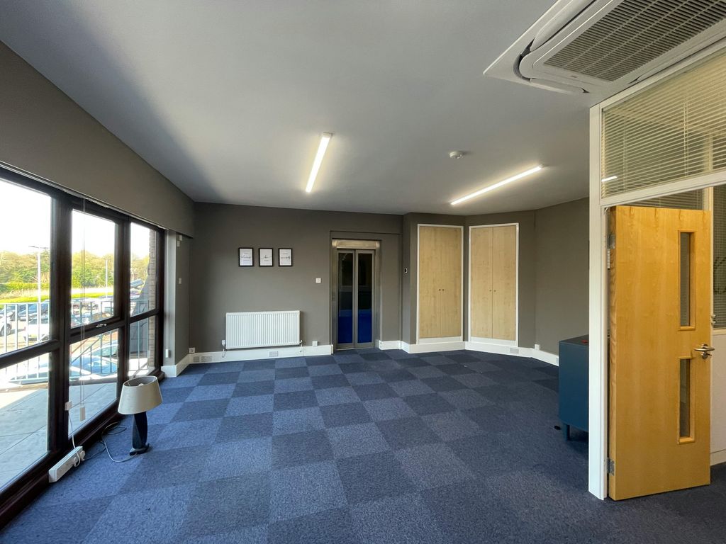 Property photo 2 of 11 Img_7213.Jpg