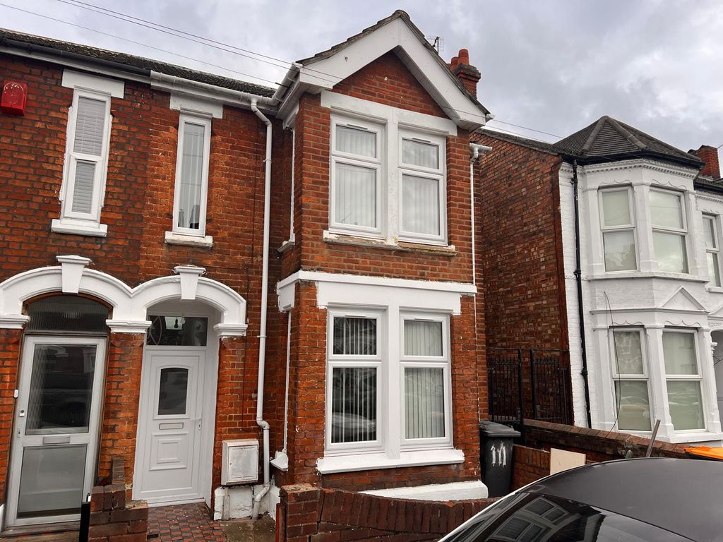 Property photo 1 of 11