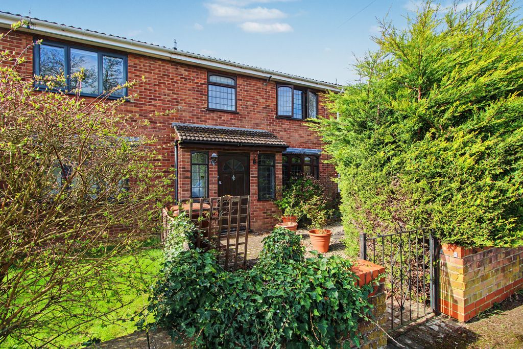 Property photo 1 of 11 Img1471