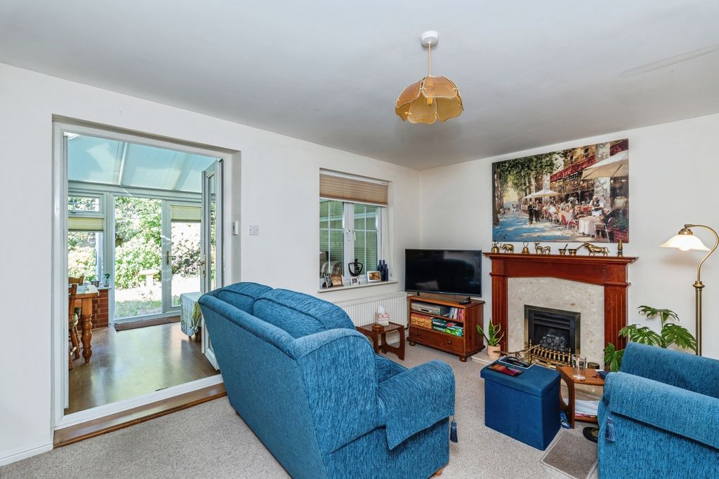 Property photo 2 of 20 Pbox-Img.Jpg