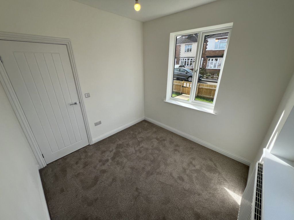 Property photo 2 of 25