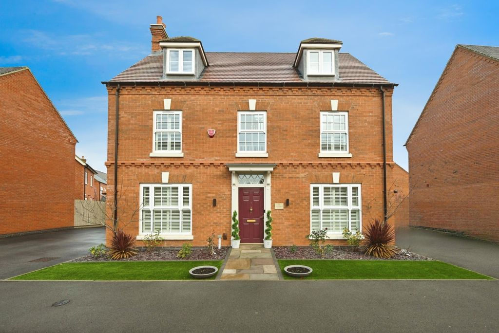 Property photo 1 of 23