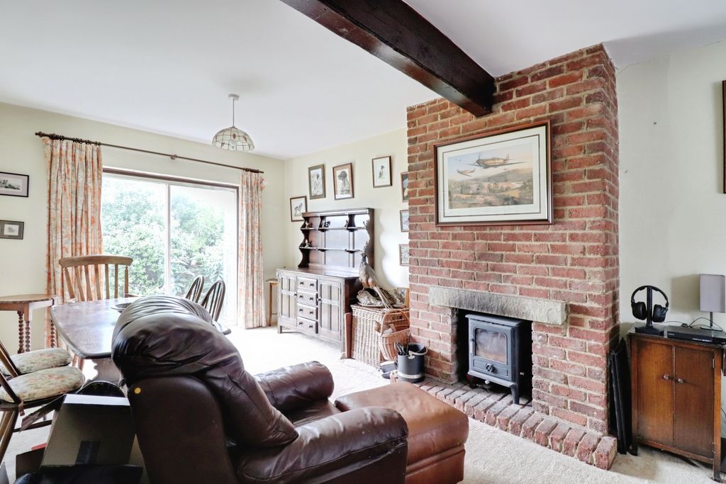 Property photo 2 of 15 7c3Aa07c-Img_1491-Img_1493