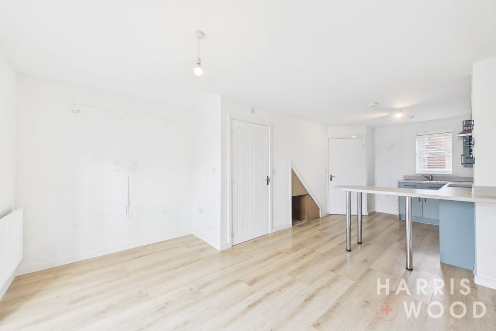 Property photo 3 of 26 5567073