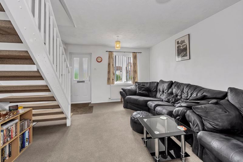 Property photo 3 of 14 Sitting Room