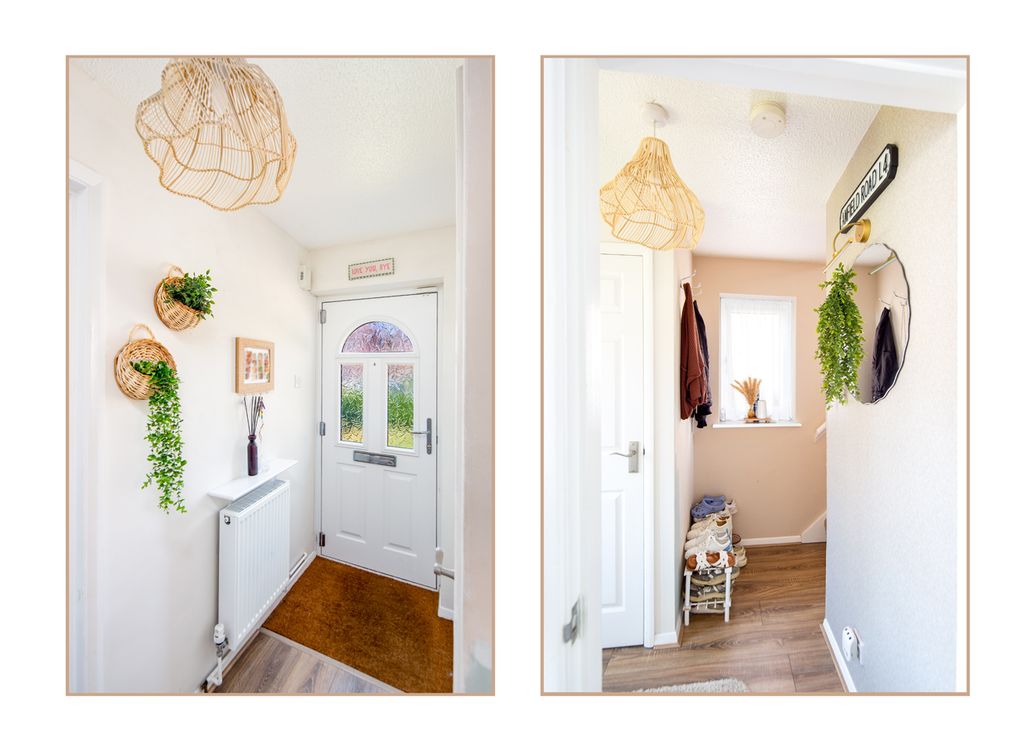 Property photo 2 of 20 Entrance Hall