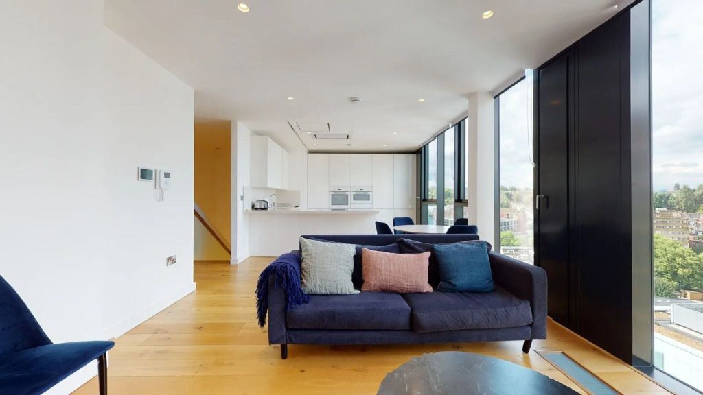 Property photo 1 of 16 Living Room
