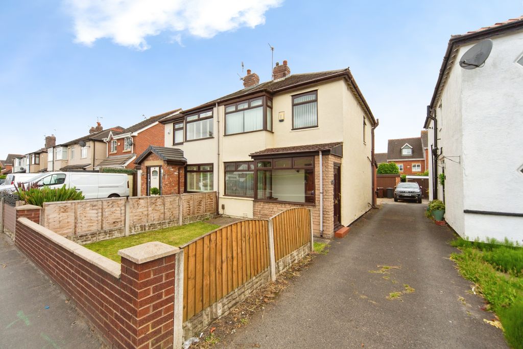 Property photo 1 of 11