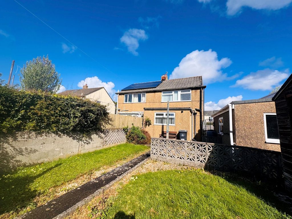 Property photo 2 of 18 Picture No. 06