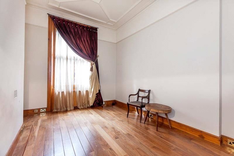 Property photo 3 of 9 Picture No. 25