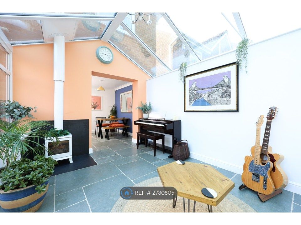 Property photo 3 of 29